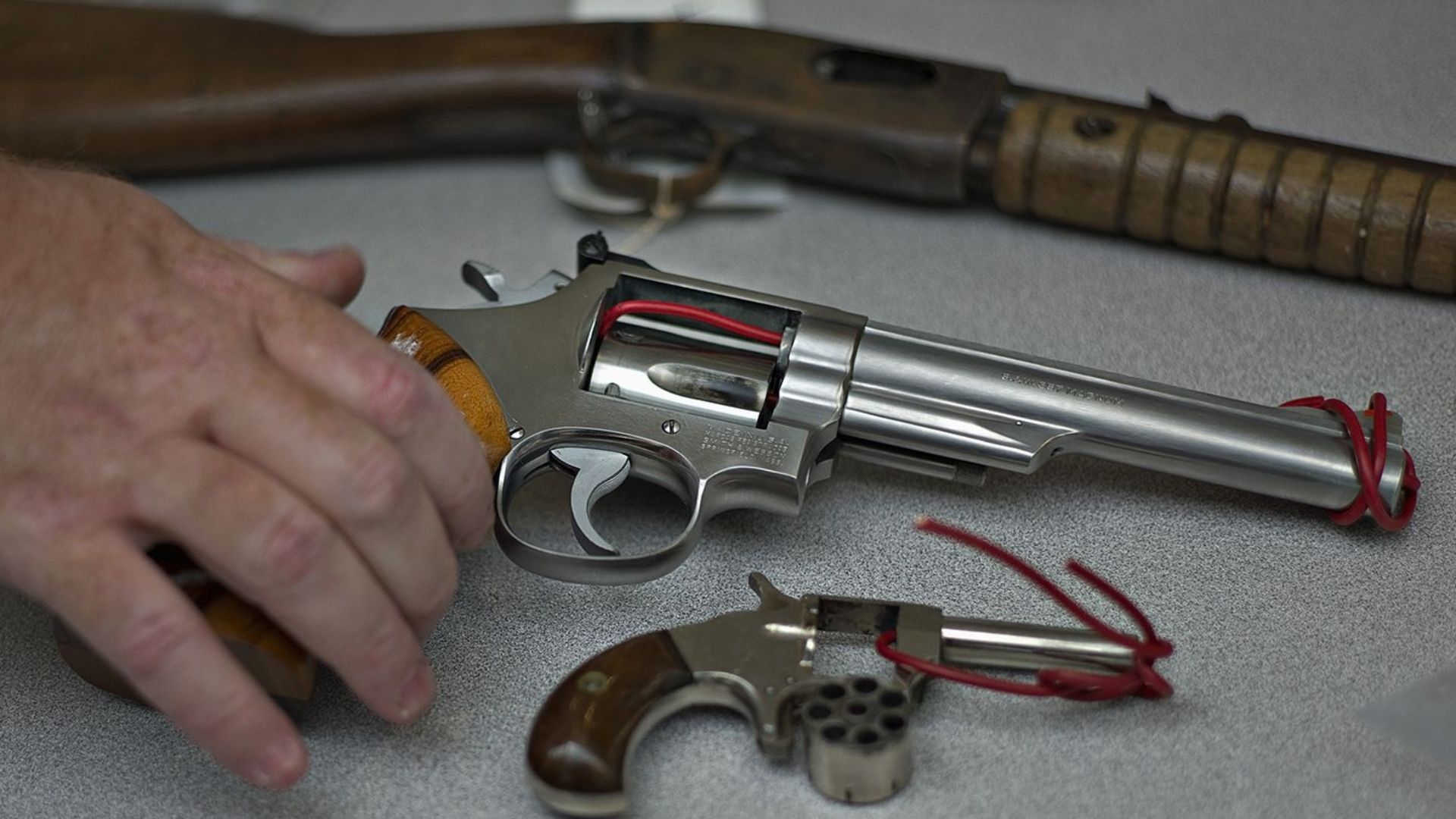 Can I Bring My Guns If I Move to Canada?