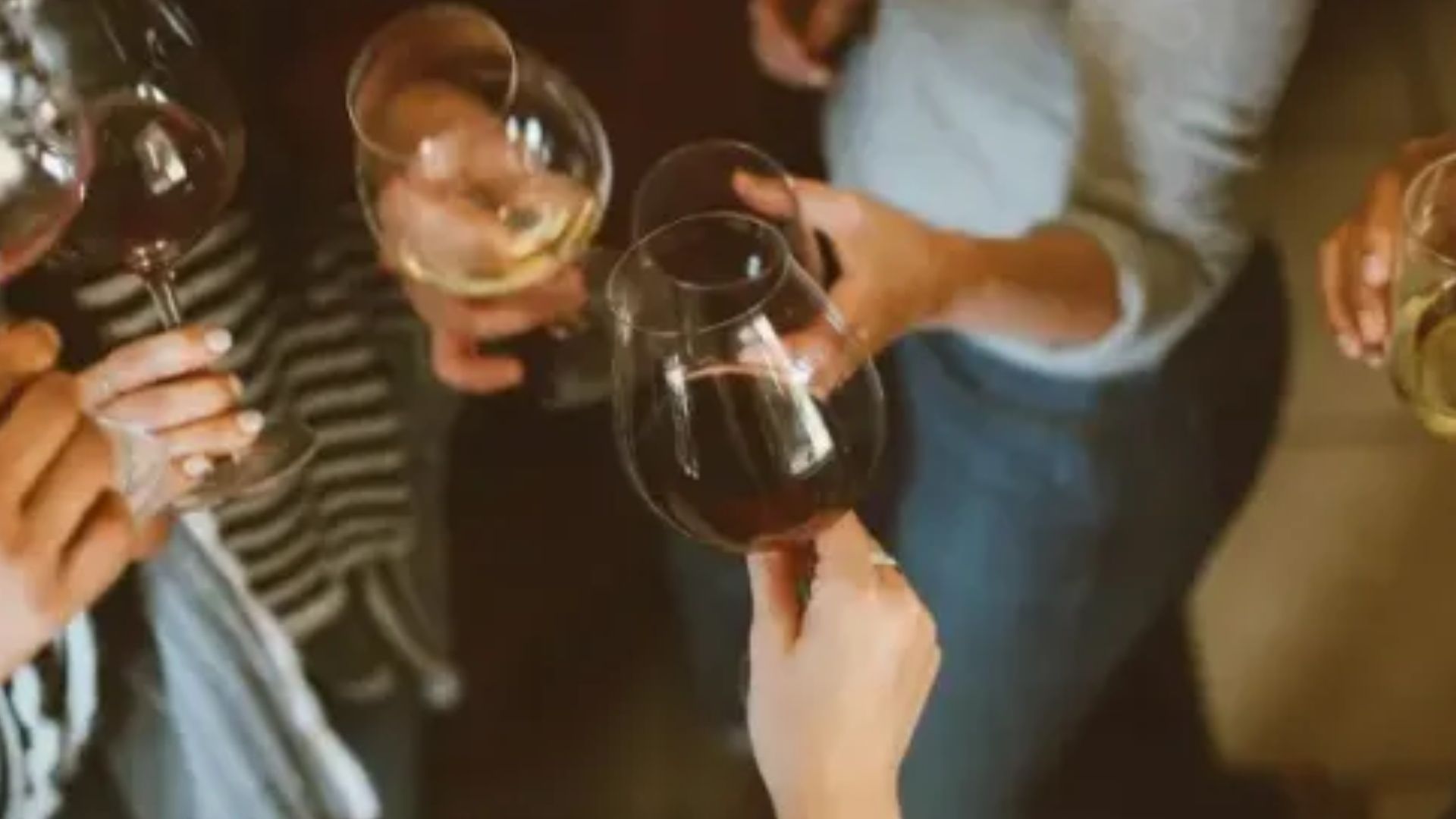 How Long After Moving Should You Have a Housewarming Party?