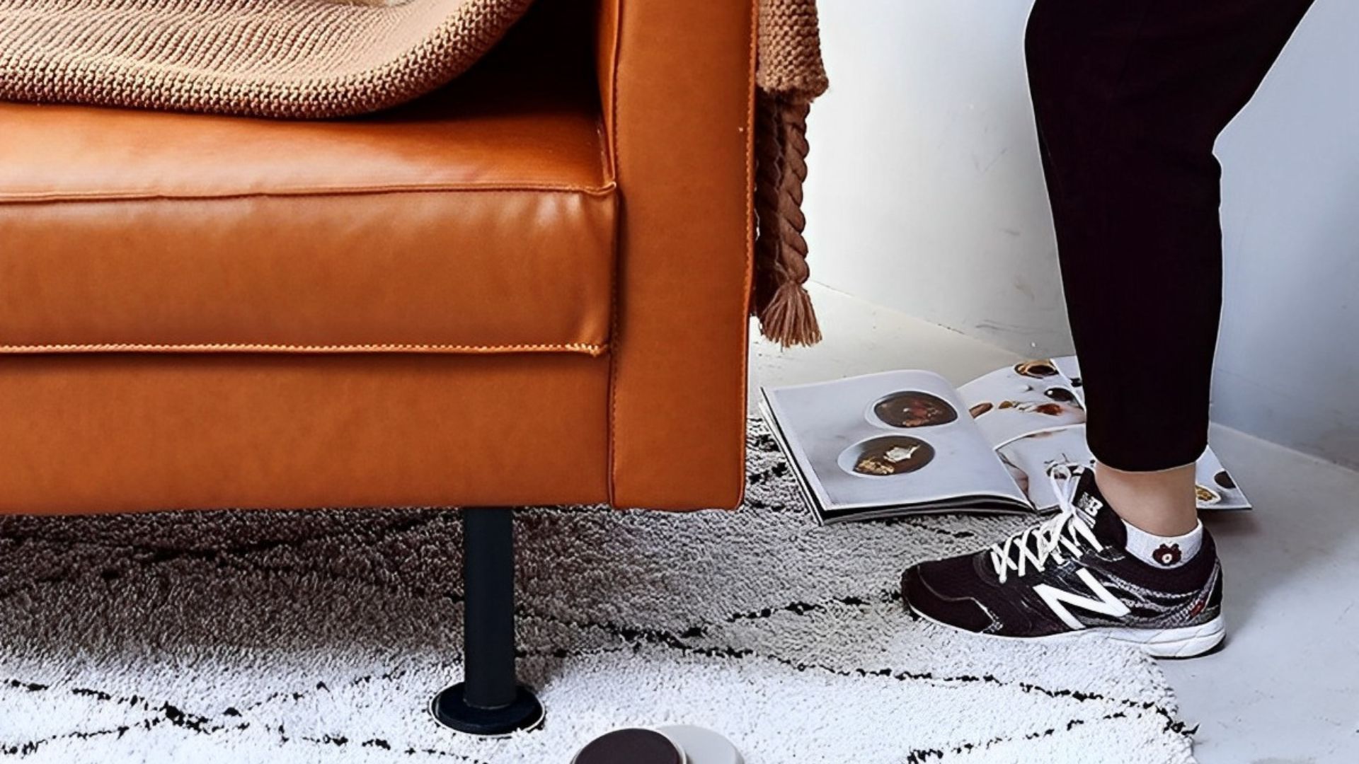 How to Move Heavy Furniture Without Scratching Floors?