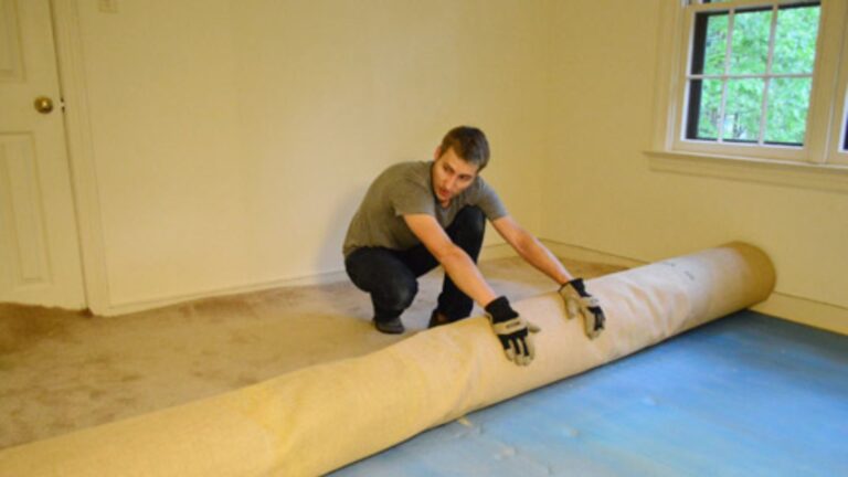 How to Safely Remove Old Carpet?