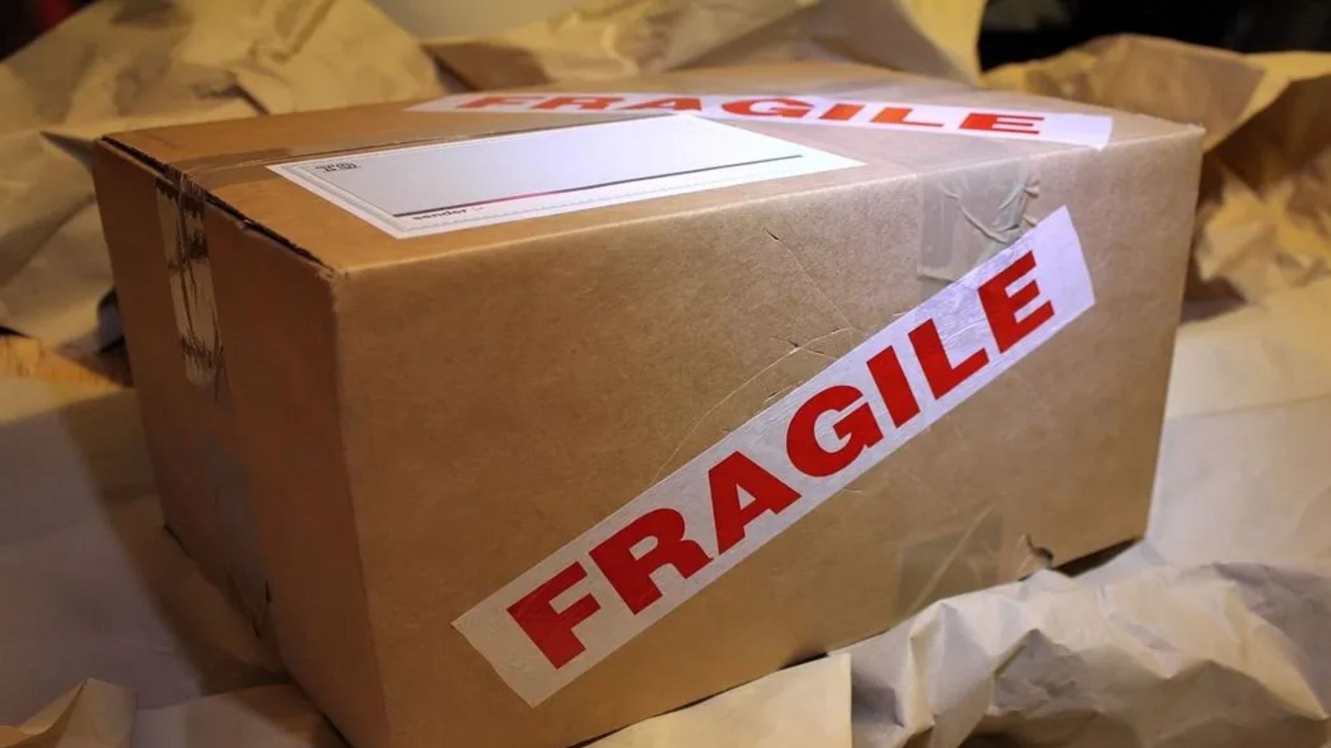 How to Ship Fragile Items in Canada?